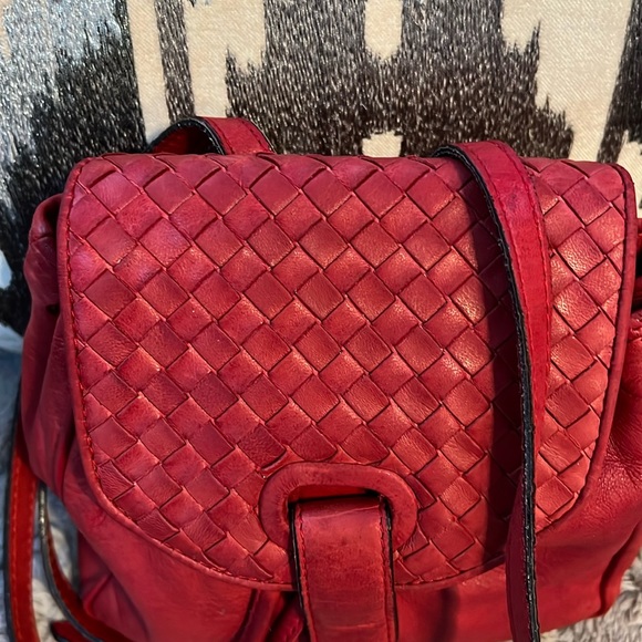BOTTEGA VENETA RED BACKPACK - Picture 3 of 17